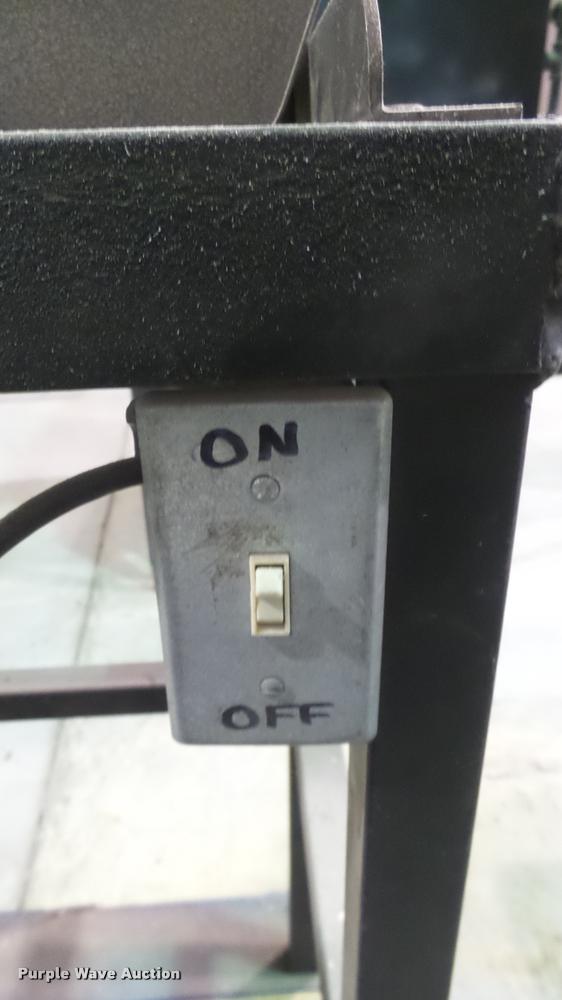 image for item DS9135 Woodmaster 500 saw