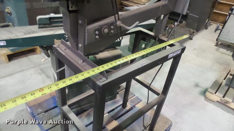 image for item DS9135 Woodmaster 500 saw