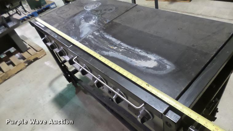 image for item DS9138 Bakers & Chefs gas grill