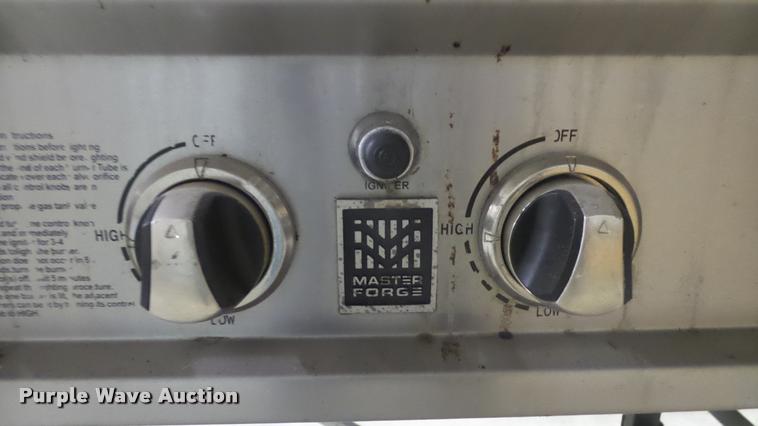 image for item DS9139 Master Forge gas grill