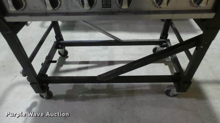 image for item DS9139 Master Forge gas grill