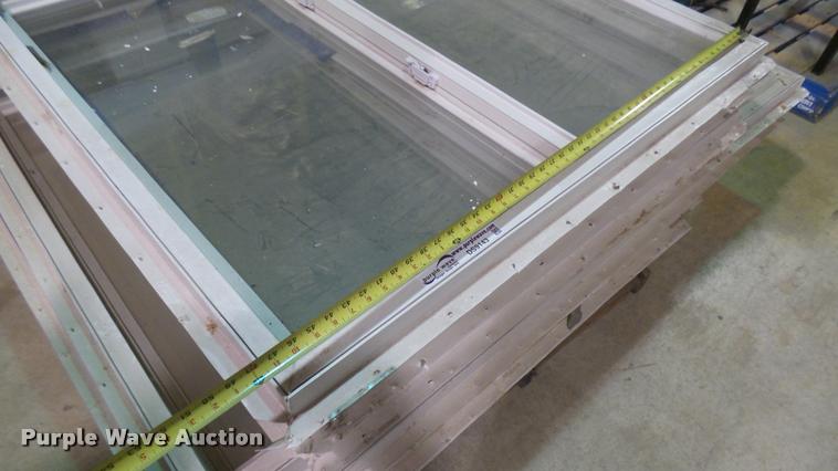 image for item DS9143 (8) windows