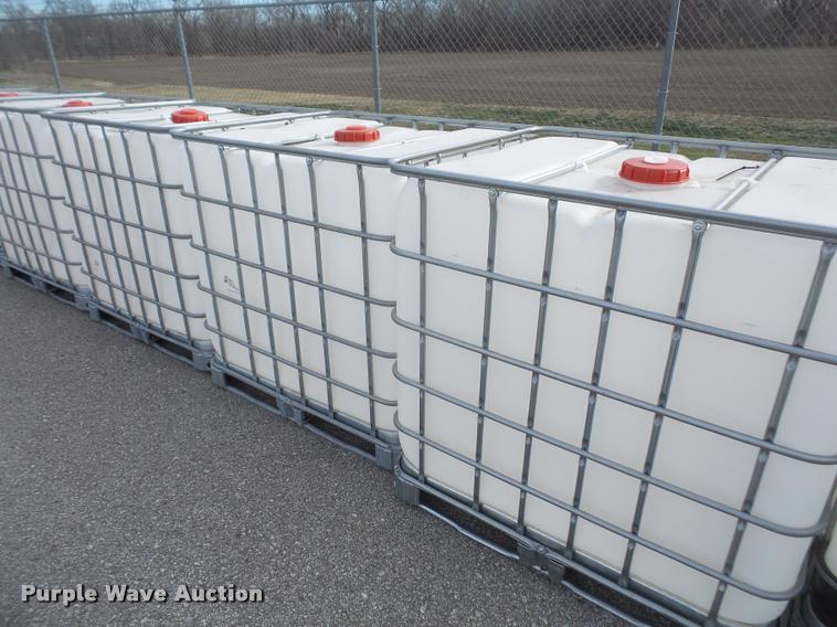 image for item F1834 (10) totes