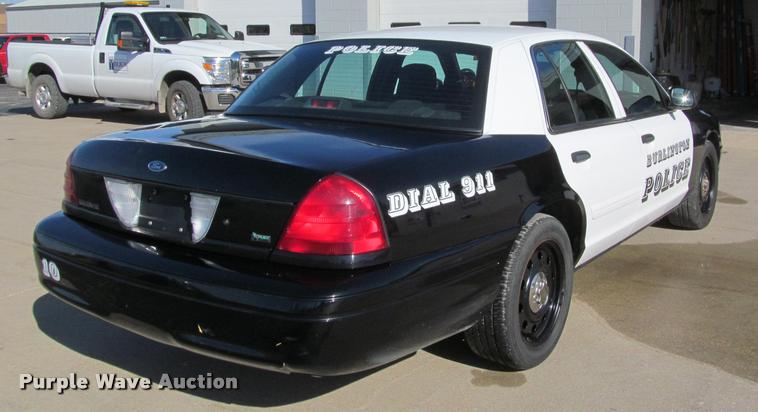 image for item J2606 2010 Ford Crown Victoria Police Interceptor