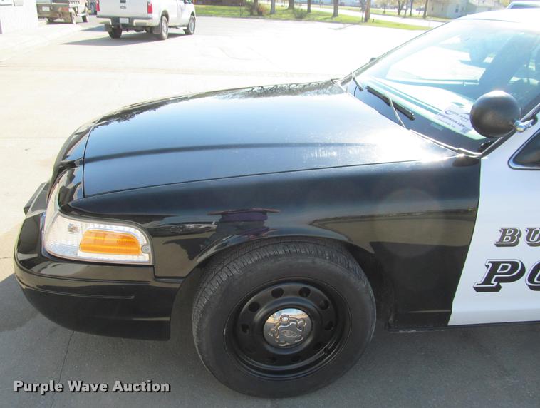 image for item J2606 2010 Ford Crown Victoria Police Interceptor