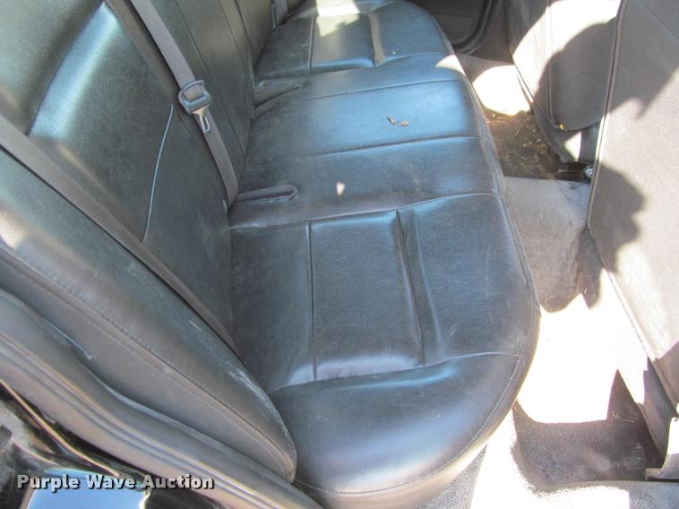 image for item J2606 2010 Ford Crown Victoria Police Interceptor