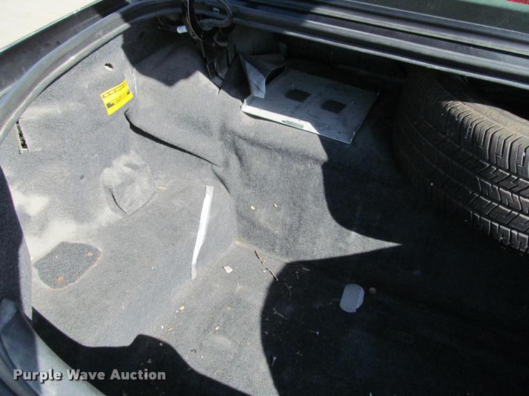 image for item J2606 2010 Ford Crown Victoria Police Interceptor