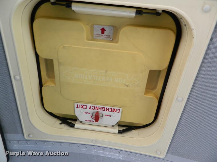 image for item K2588 1996 International 3800 school bus