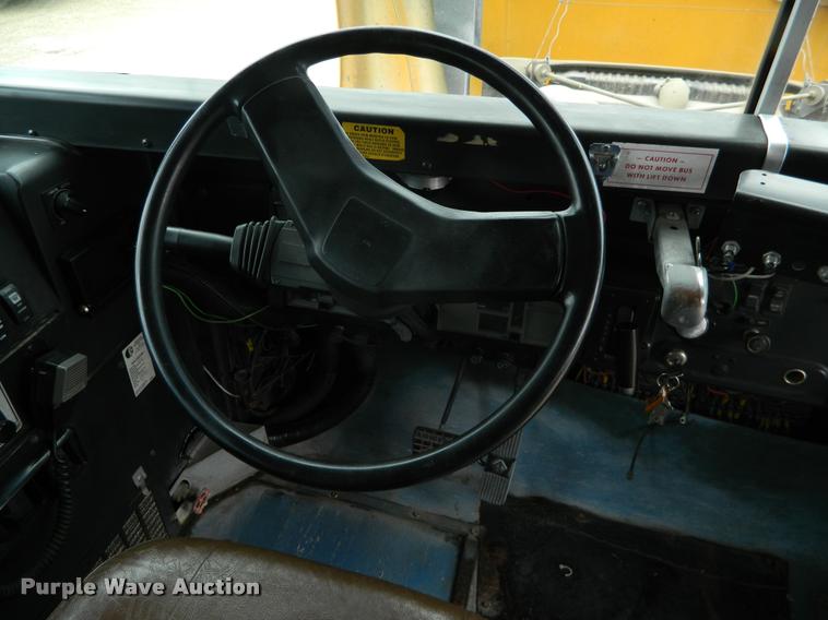 image for item K2588 1996 International 3800 school bus