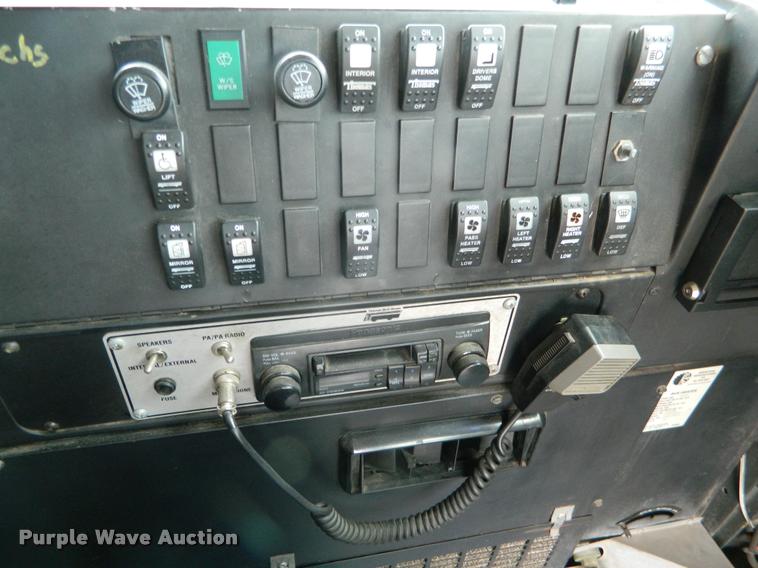 image for item K2588 1996 International 3800 school bus