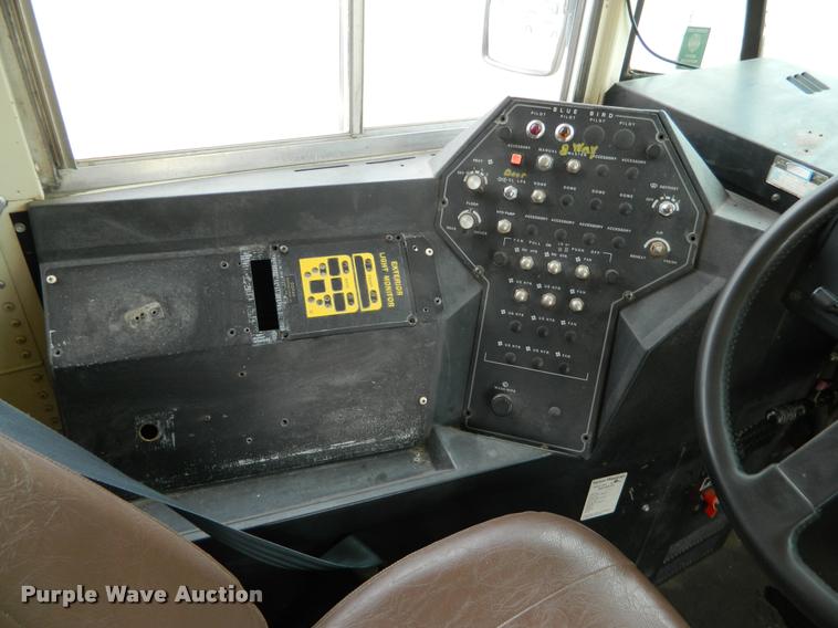 image for item K2589 1995 Chevrolet school bus