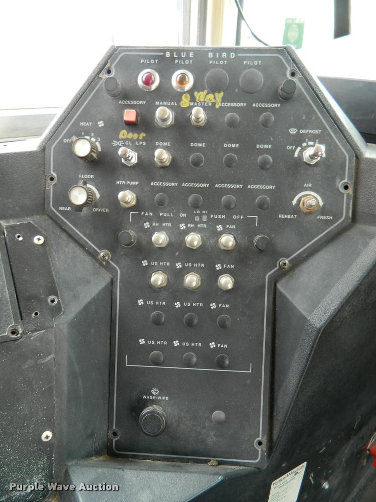 image for item K2589 1995 Chevrolet school bus