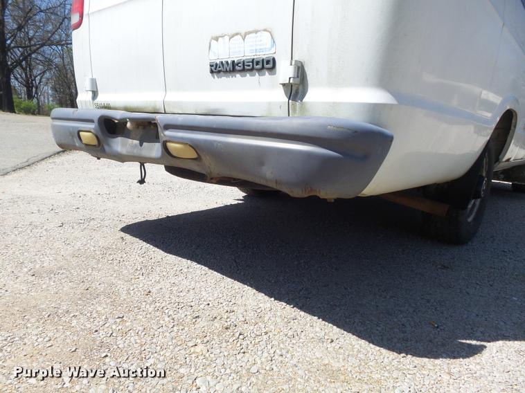 image for item K7677 2000 Dodge Ram Van 3500 handicap accessible van