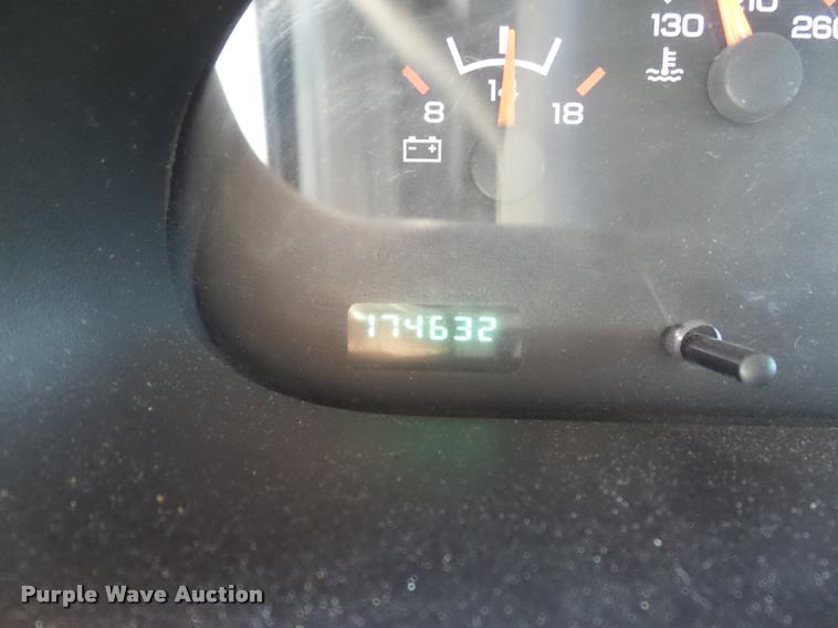 image for item K7677 2000 Dodge Ram Van 3500 handicap accessible van