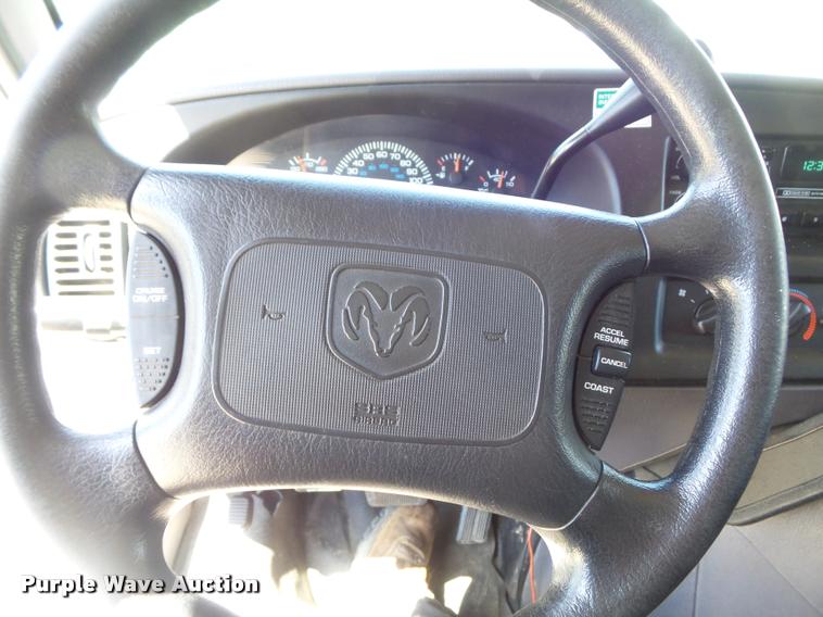 image for item K7677 2000 Dodge Ram Van 3500 handicap accessible van