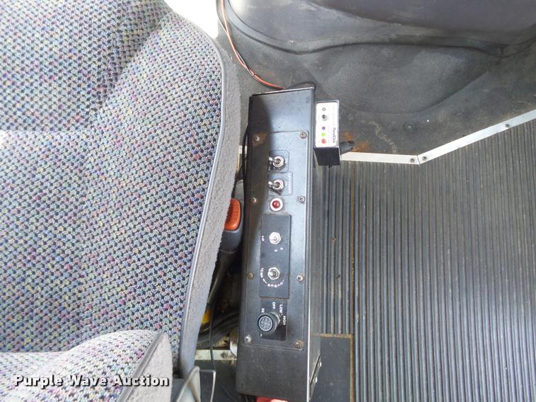 image for item K7677 2000 Dodge Ram Van 3500 handicap accessible van