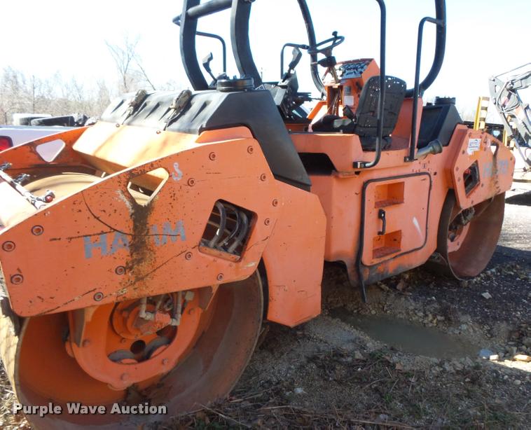 image for item L3647 1999 Hamm HD70 double drum roller