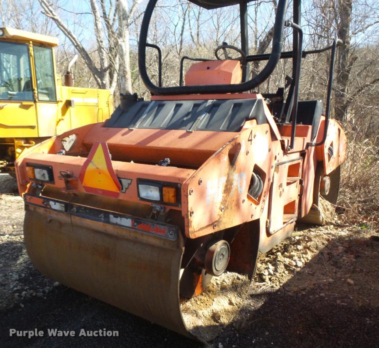image for item L3647 1999 Hamm HD70 double drum roller