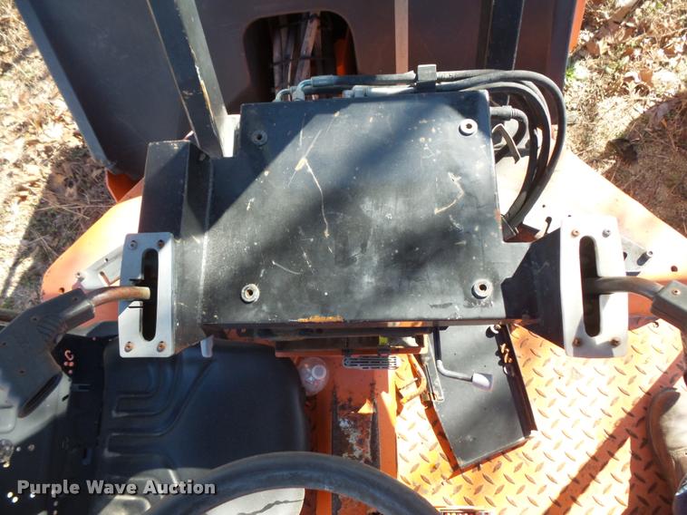 image for item L3647 1999 Hamm HD70 double drum roller