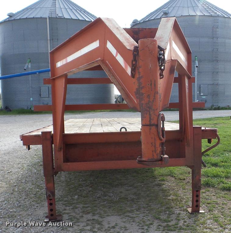 image for item AG9002 1999 Kodiak equipment trailer