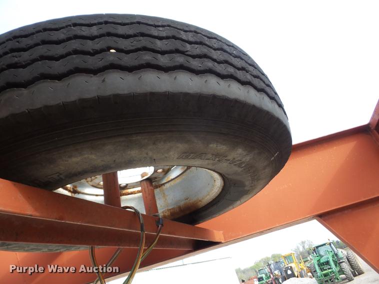 image for item AG9002 1999 Kodiak equipment trailer