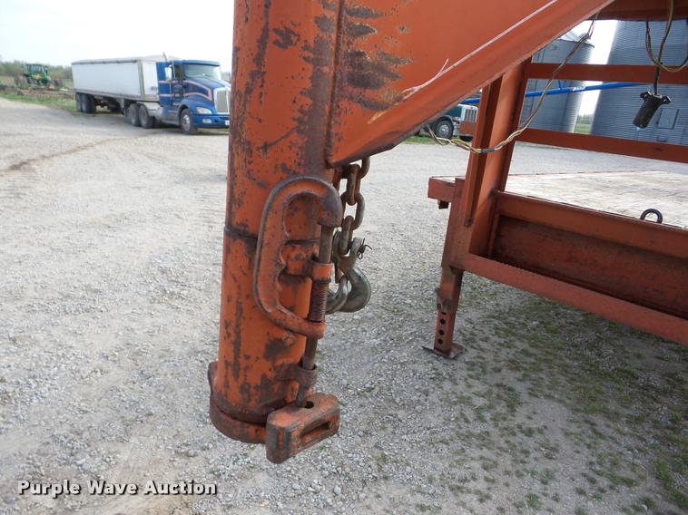 image for item AG9002 1999 Kodiak equipment trailer