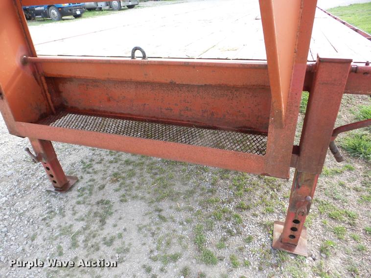 image for item AG9002 1999 Kodiak equipment trailer