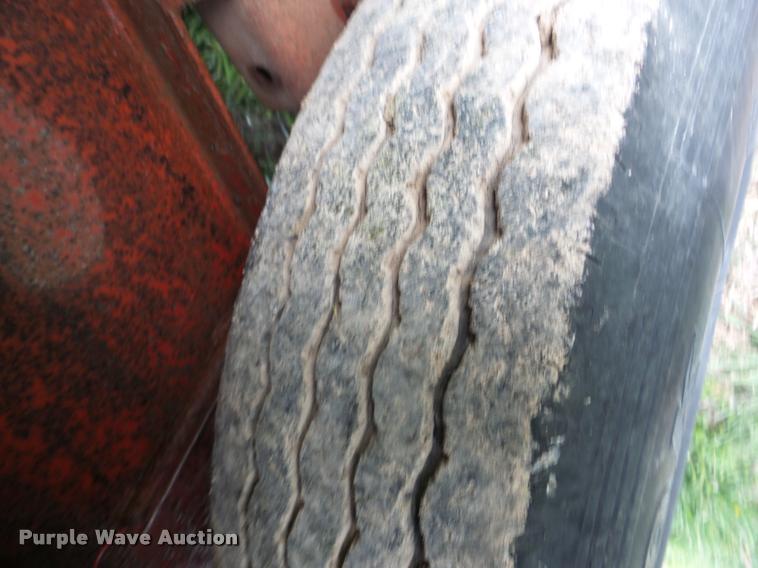 image for item AG9002 1999 Kodiak equipment trailer