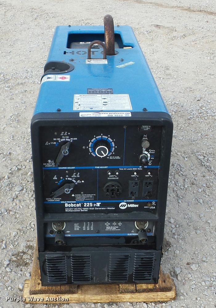 image for item BB9222 Miller Bobcat 225NT welder/generator