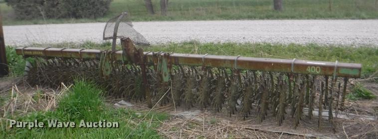 image for item BY9203 John Deere 400 rotary hoe
