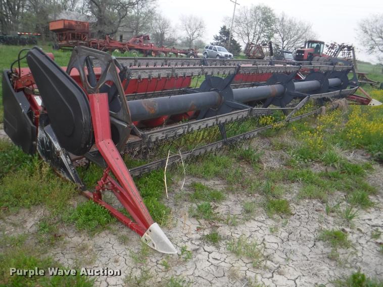 image for item BY9204 1993 Case IH 1020 head