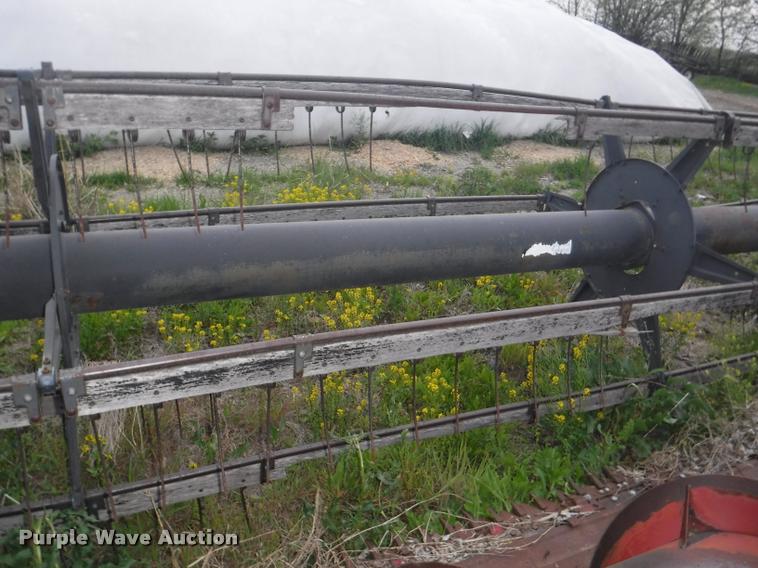 image for item BY9204 1993 Case IH 1020 head