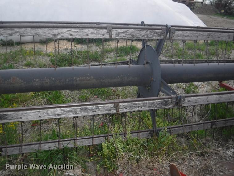 image for item BY9204 1993 Case IH 1020 head