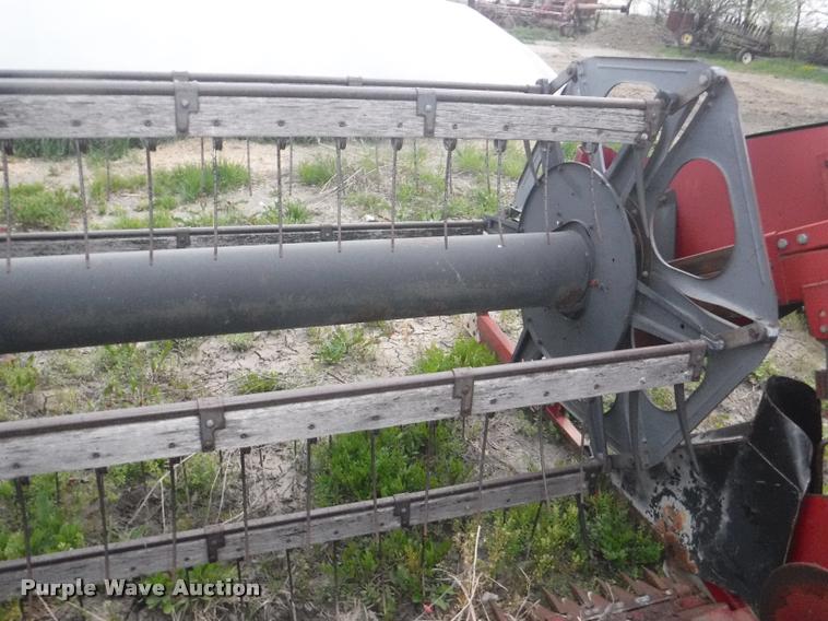 image for item BY9204 1993 Case IH 1020 head