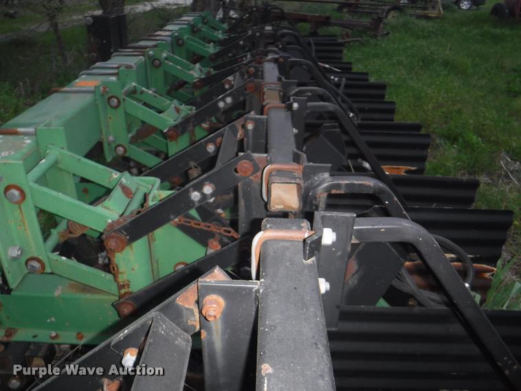 image for item BY9205 Sukup no-till cultivator