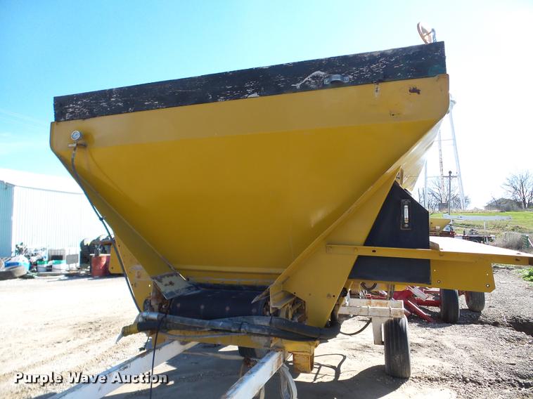 image for item DA1876 Ag-Chem 23030GY spreader bed
