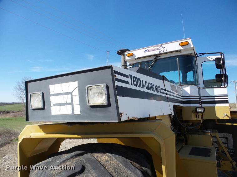 image for item DA1877 Ag-Chem TerraGator 1803 self-propelled applicator