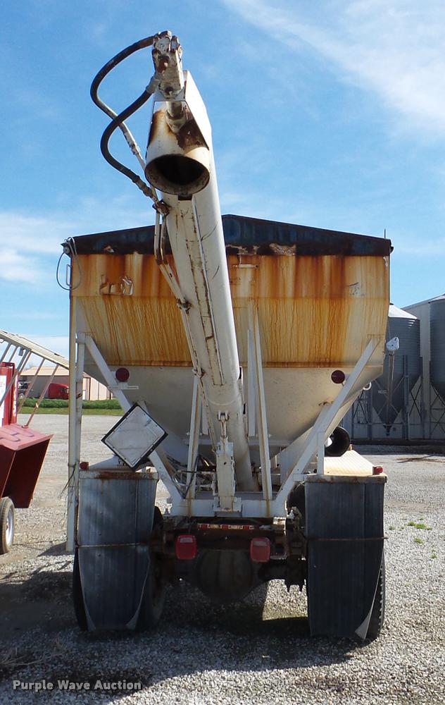 image for item DA1894 1979 GMC 7000 tender truck