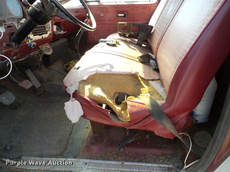 image for item DA1894 1979 GMC 7000 tender truck