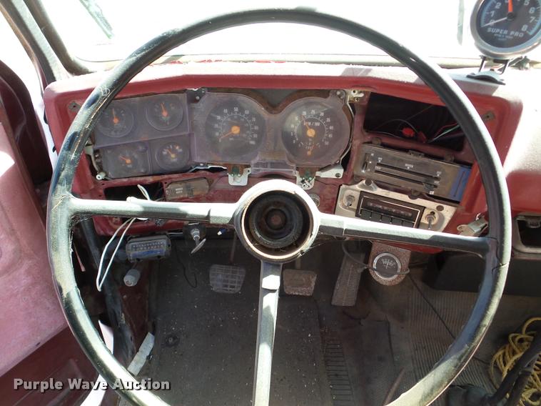 image for item DA1894 1979 GMC 7000 tender truck