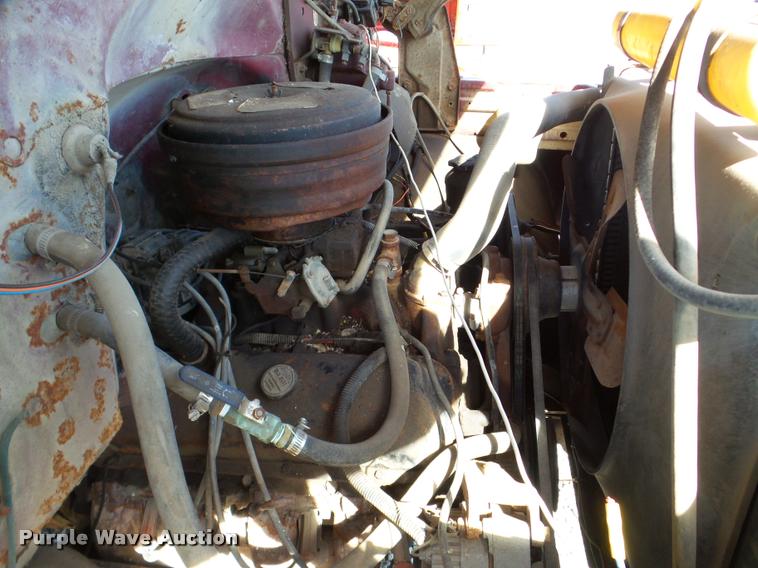 image for item DA1894 1979 GMC 7000 tender truck