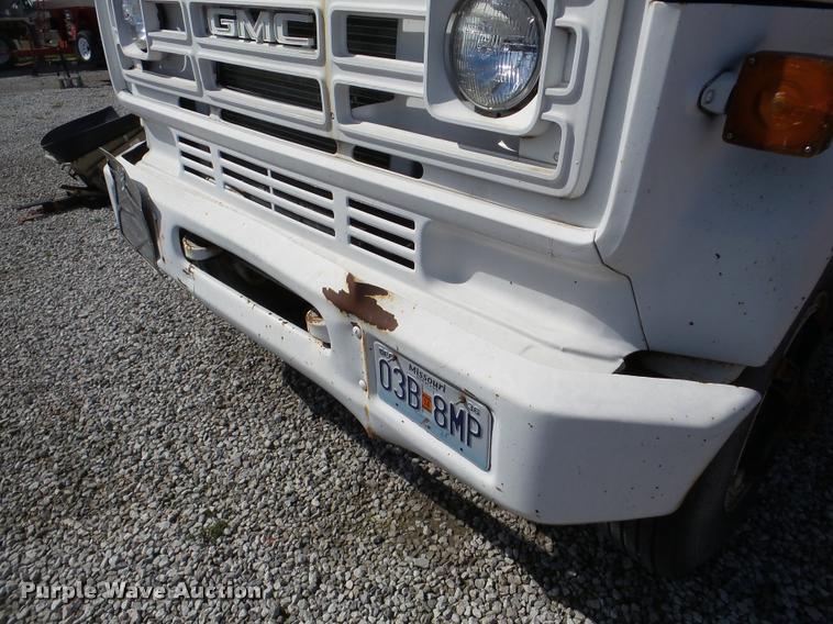 image for item DA1894 1979 GMC 7000 tender truck