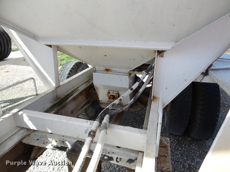 image for item DA1894 1979 GMC 7000 tender truck