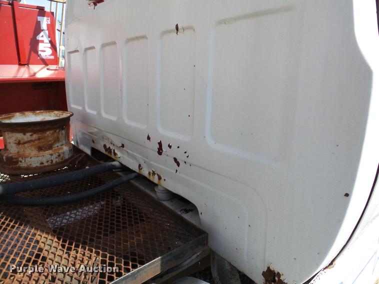 image for item DA1894 1979 GMC 7000 tender truck