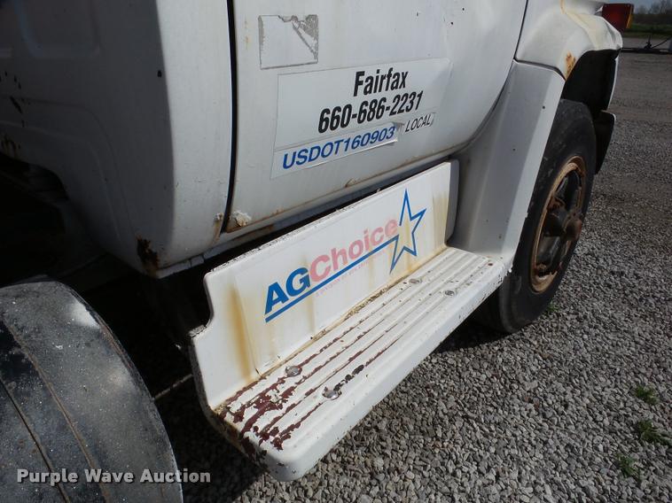 image for item DA1894 1979 GMC 7000 tender truck