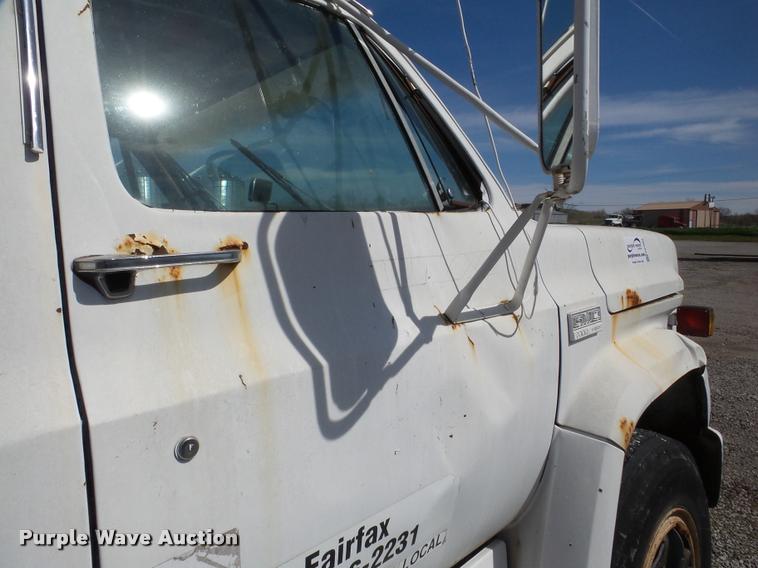 image for item DA1894 1979 GMC 7000 tender truck