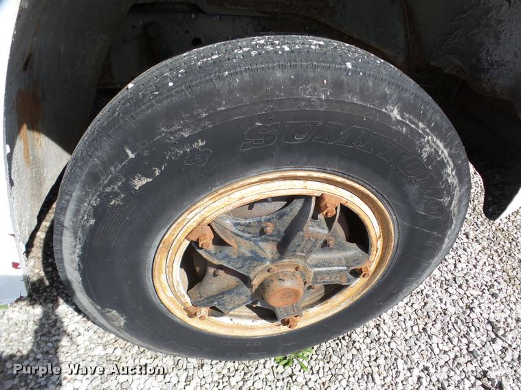 image for item DA1894 1979 GMC 7000 tender truck