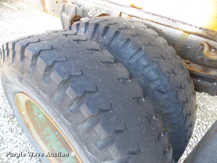 image for item DA1894 1979 GMC 7000 tender truck