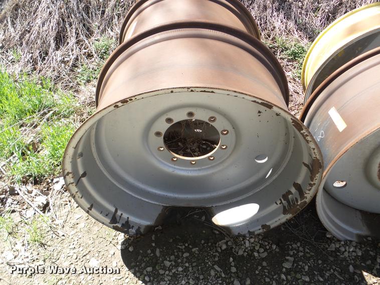 image for item DA1896 (4) John Deere wheels