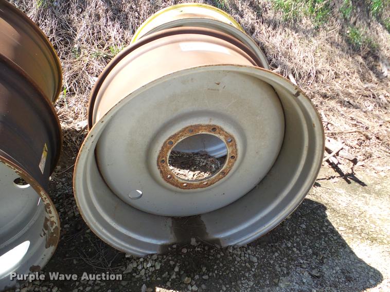image for item DA1896 (4) John Deere wheels